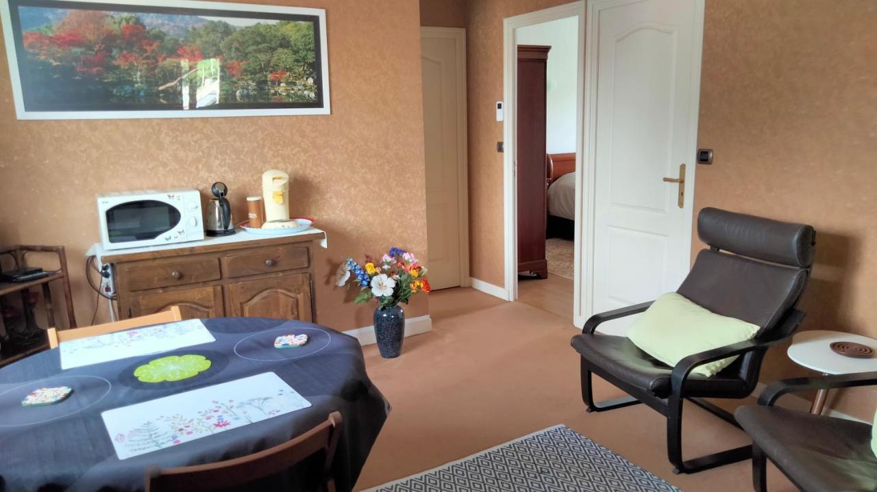 Chambre A Louer Chez L'Habitant Payre Екстериор снимка