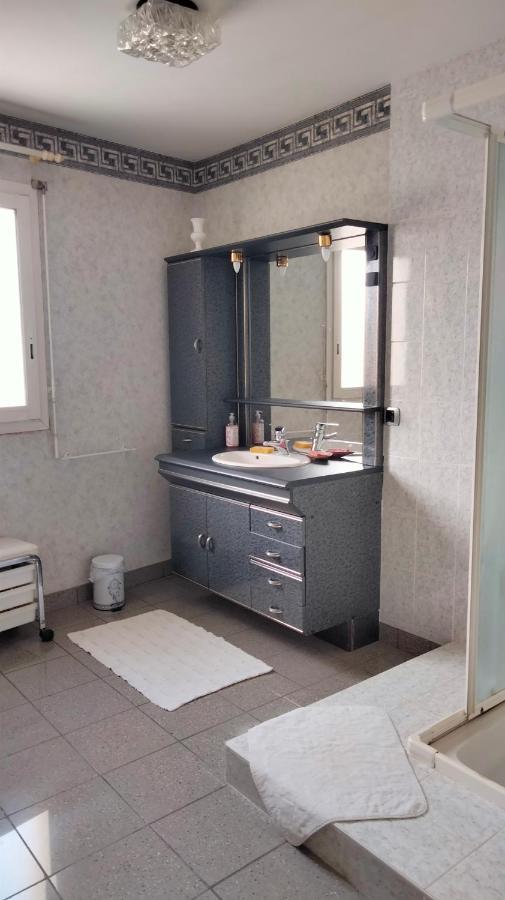 Chambre A Louer Chez L'Habitant Payre Екстериор снимка